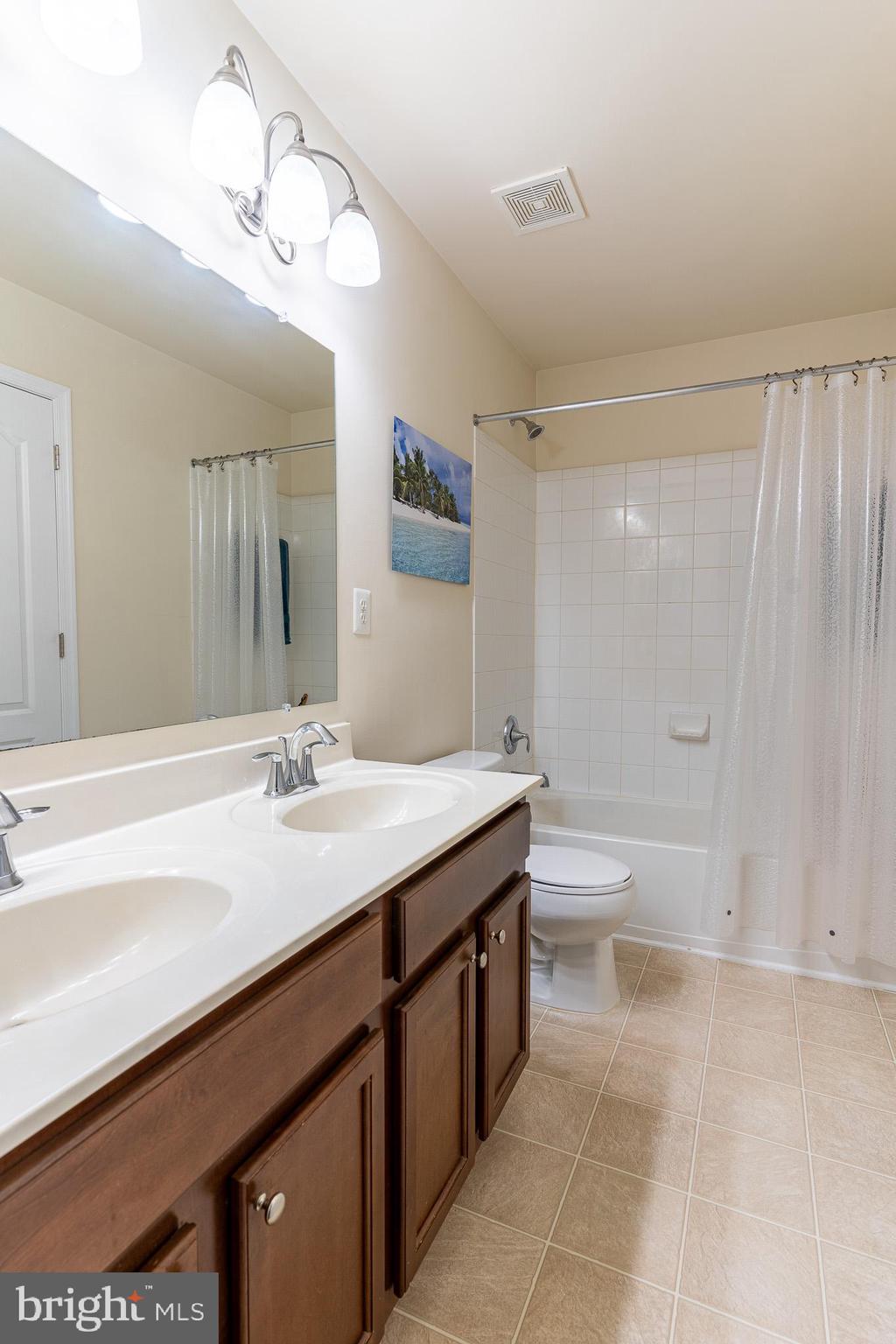 7522 Stonehouse Run Dr