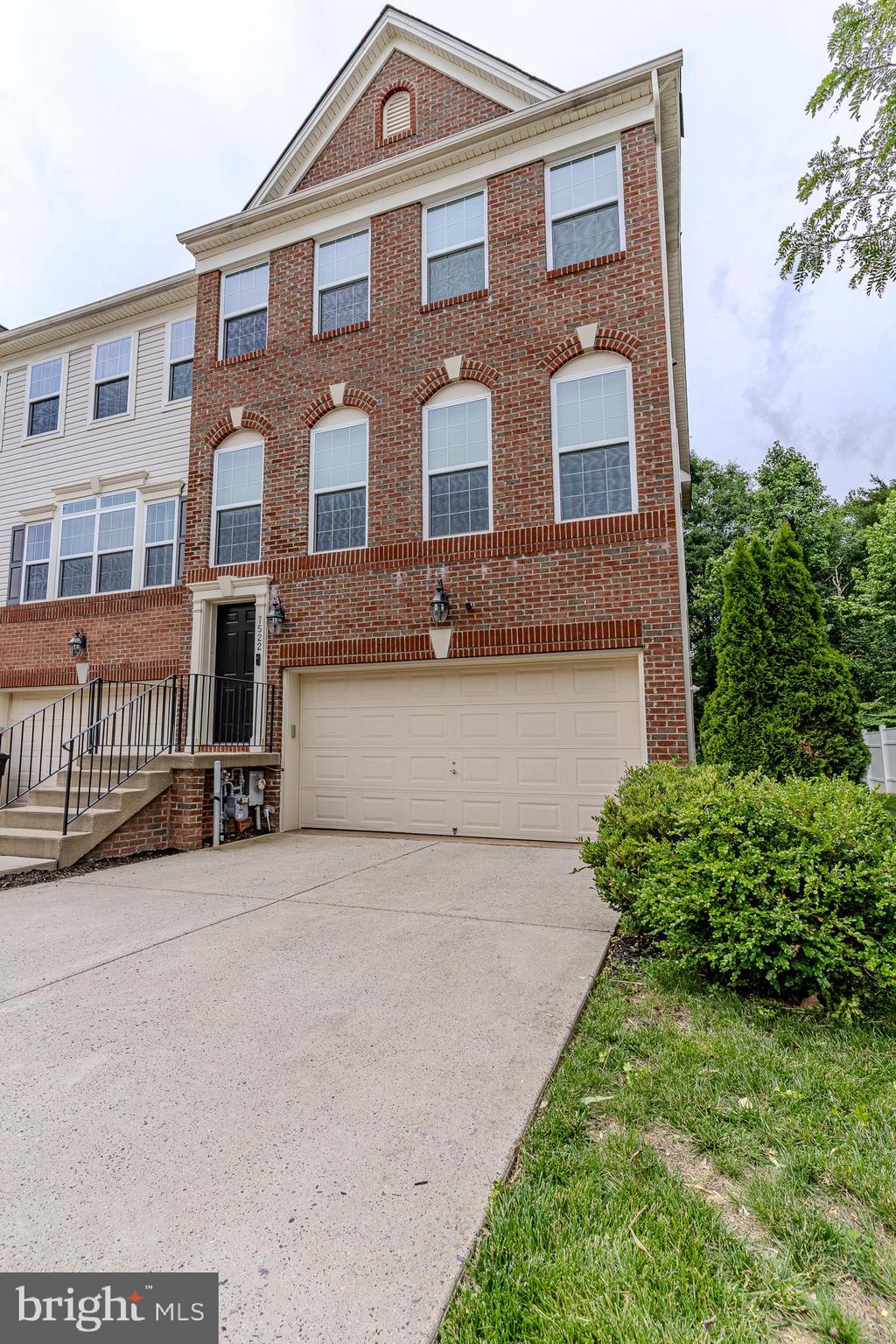 7522 Stonehouse Run Dr