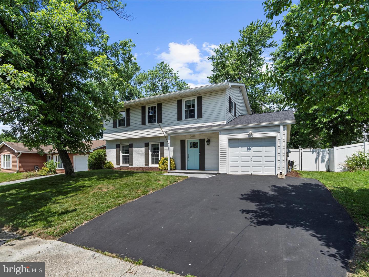 7896 PAVILION DR