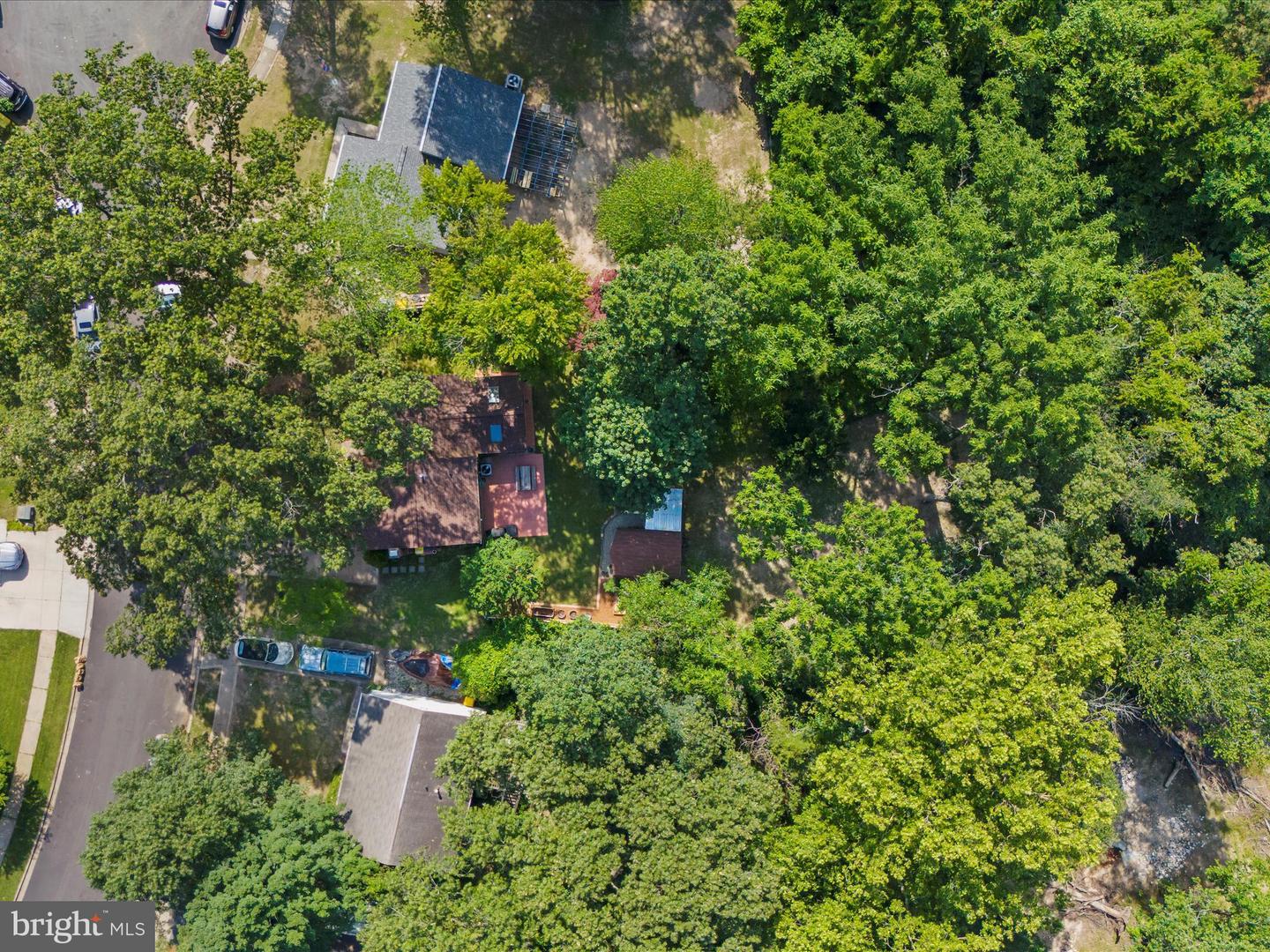 285 Laguna Cir