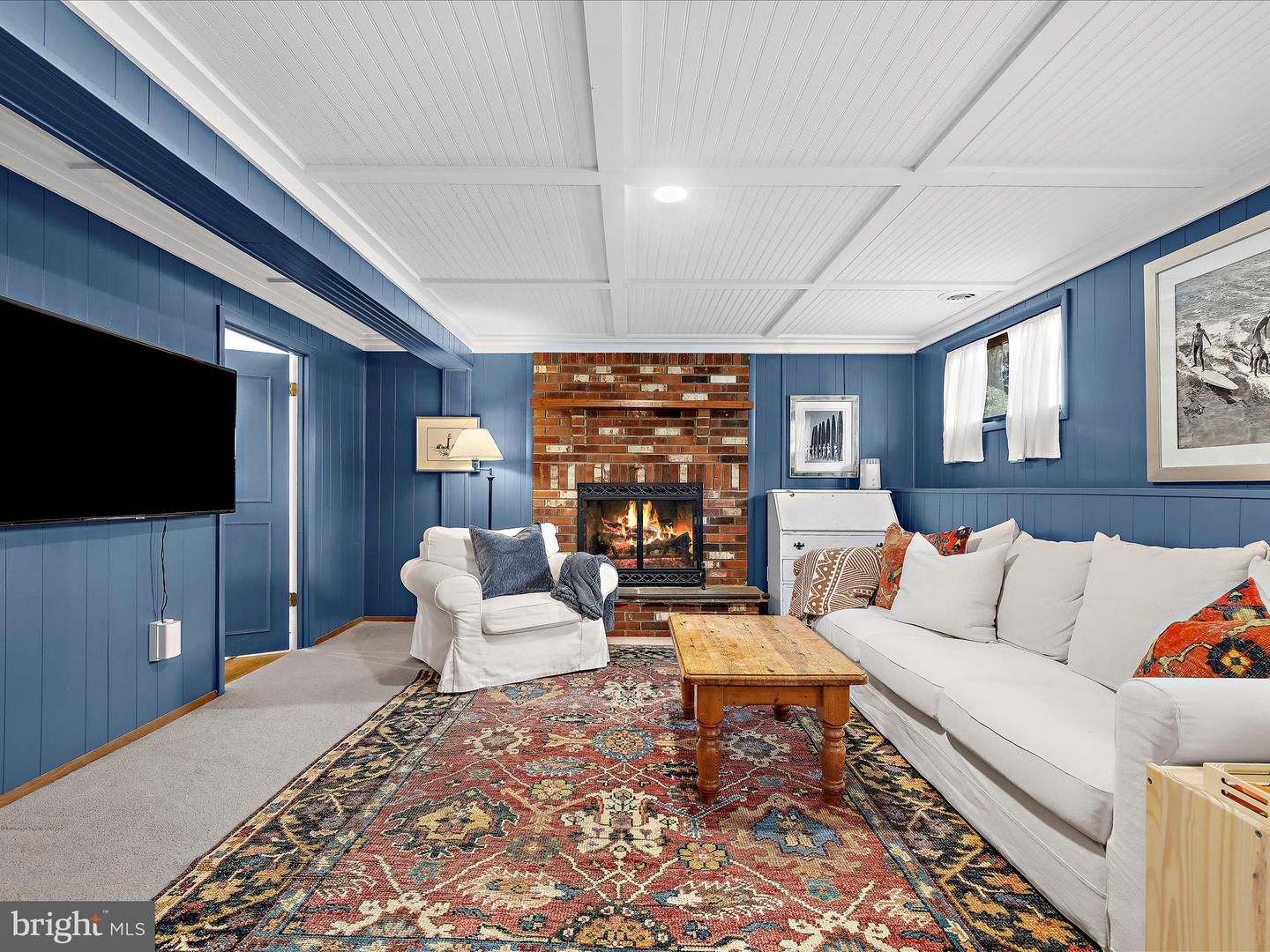 285 Laguna Cir