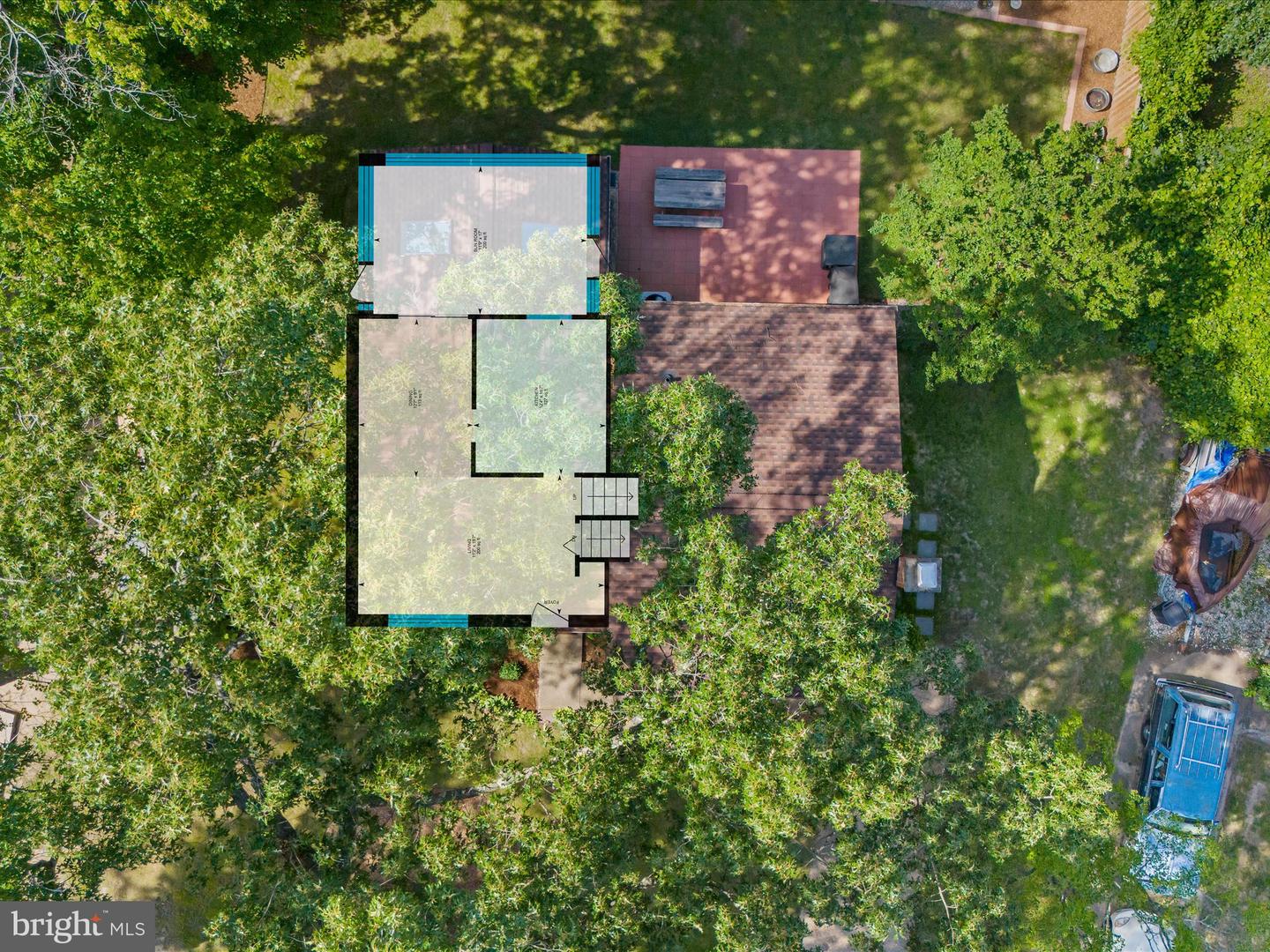 285 Laguna Cir