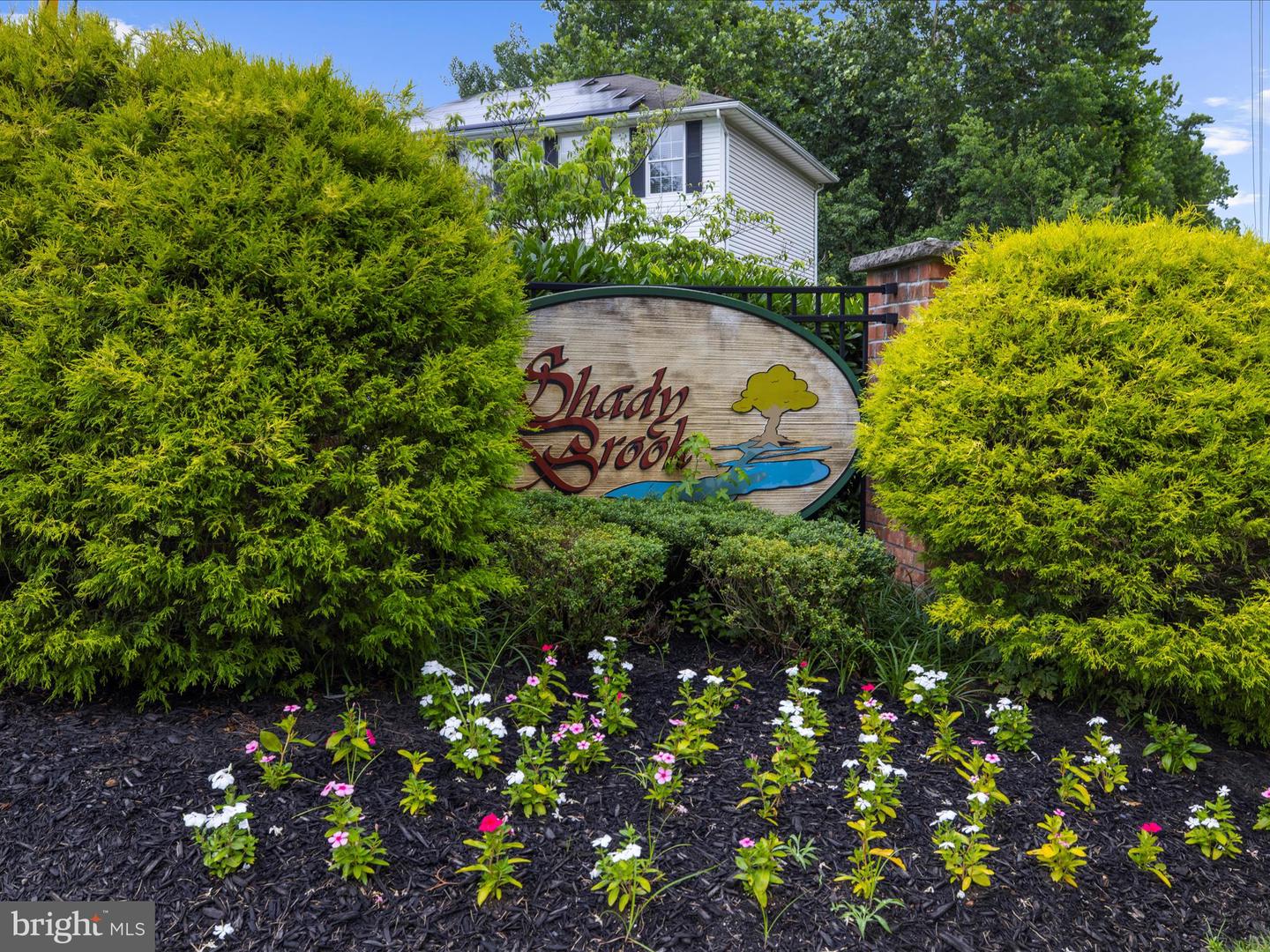 8110 Laurnick Dr