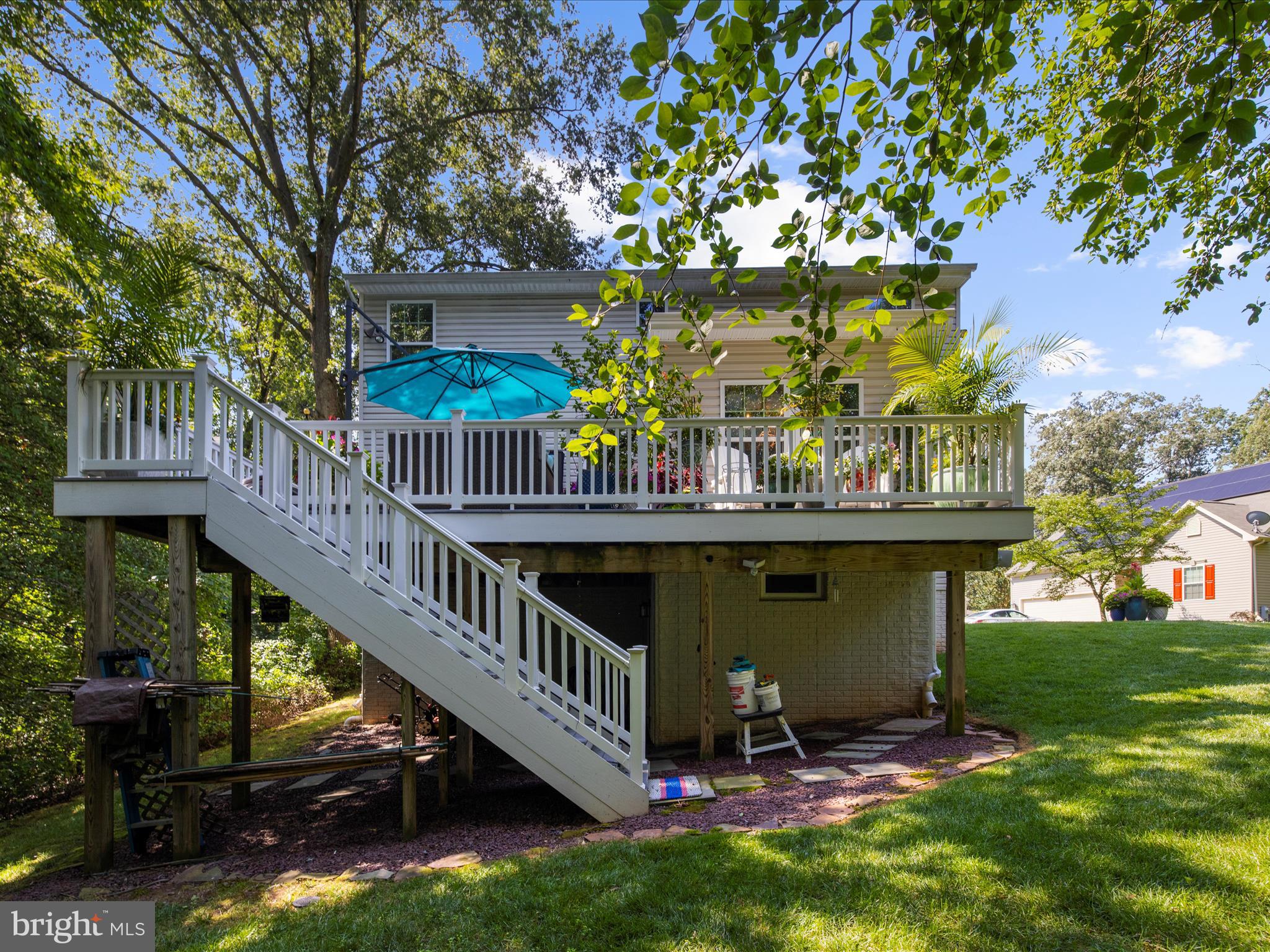 8110 Laurnick Dr