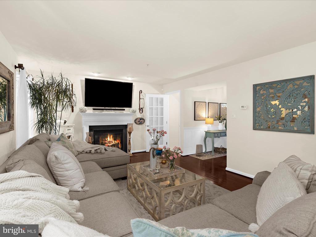 8110 Laurnick Dr