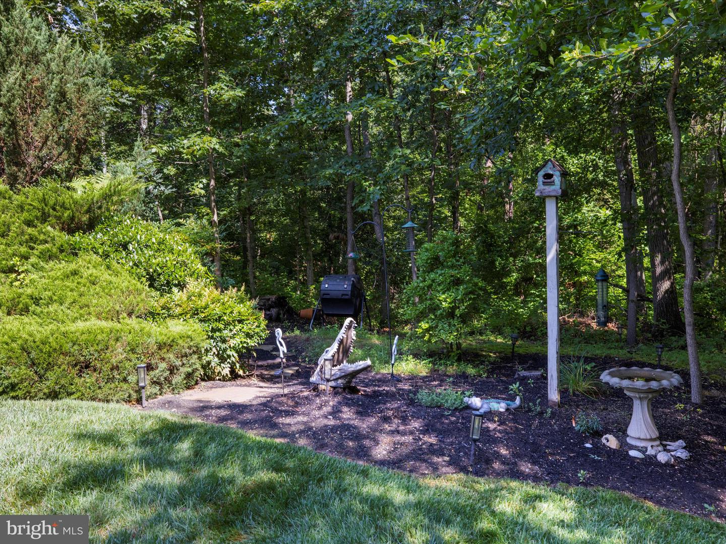 8110 Laurnick Dr
