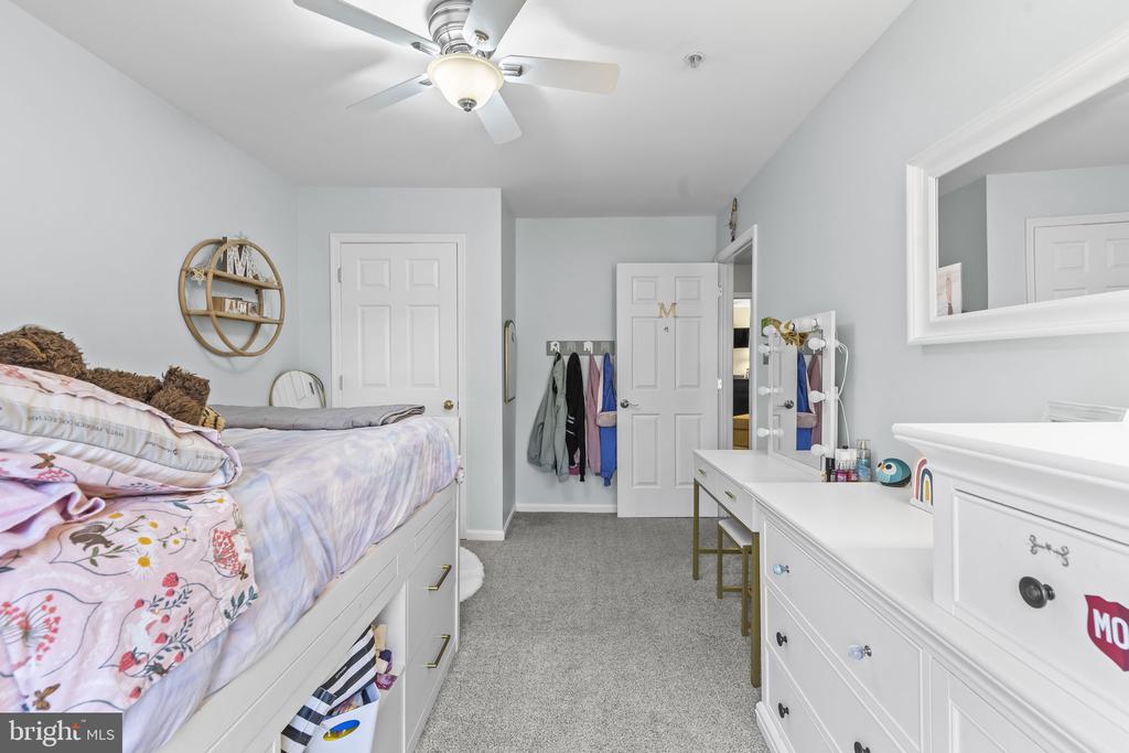 204 BRAXTON WAY 204
