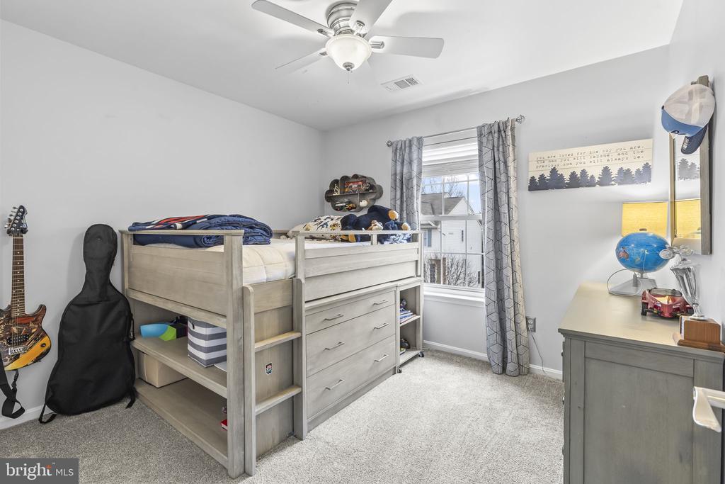 204 BRAXTON WAY 204