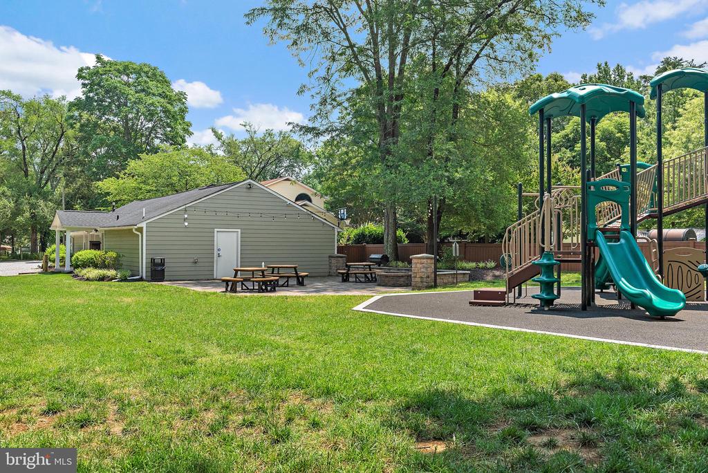 793 BRACKLEY ROAD