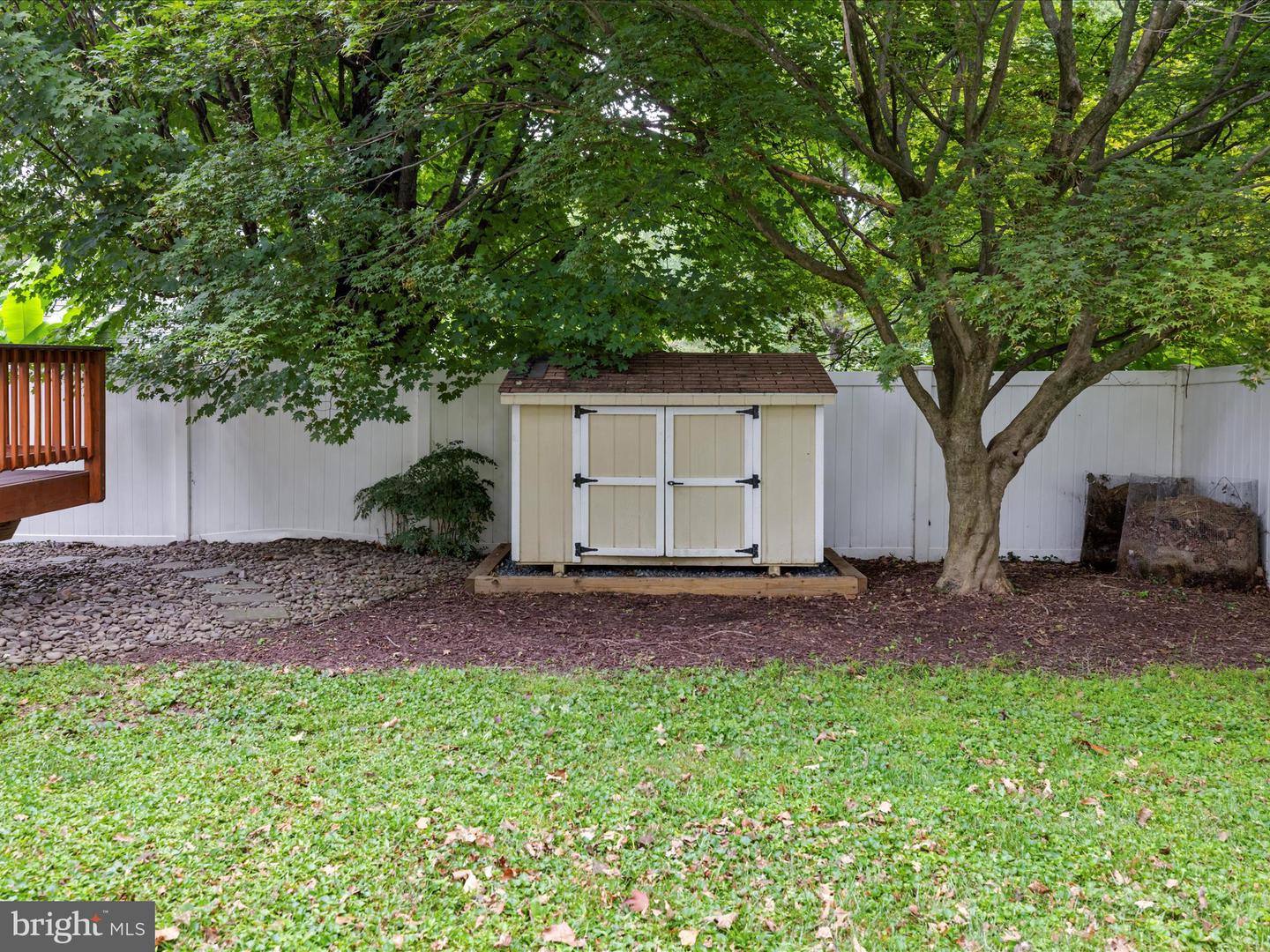387 Hall Rd