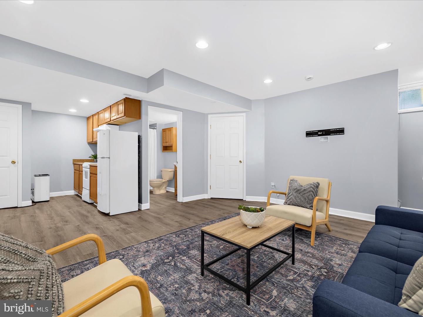 387 Hall Rd
