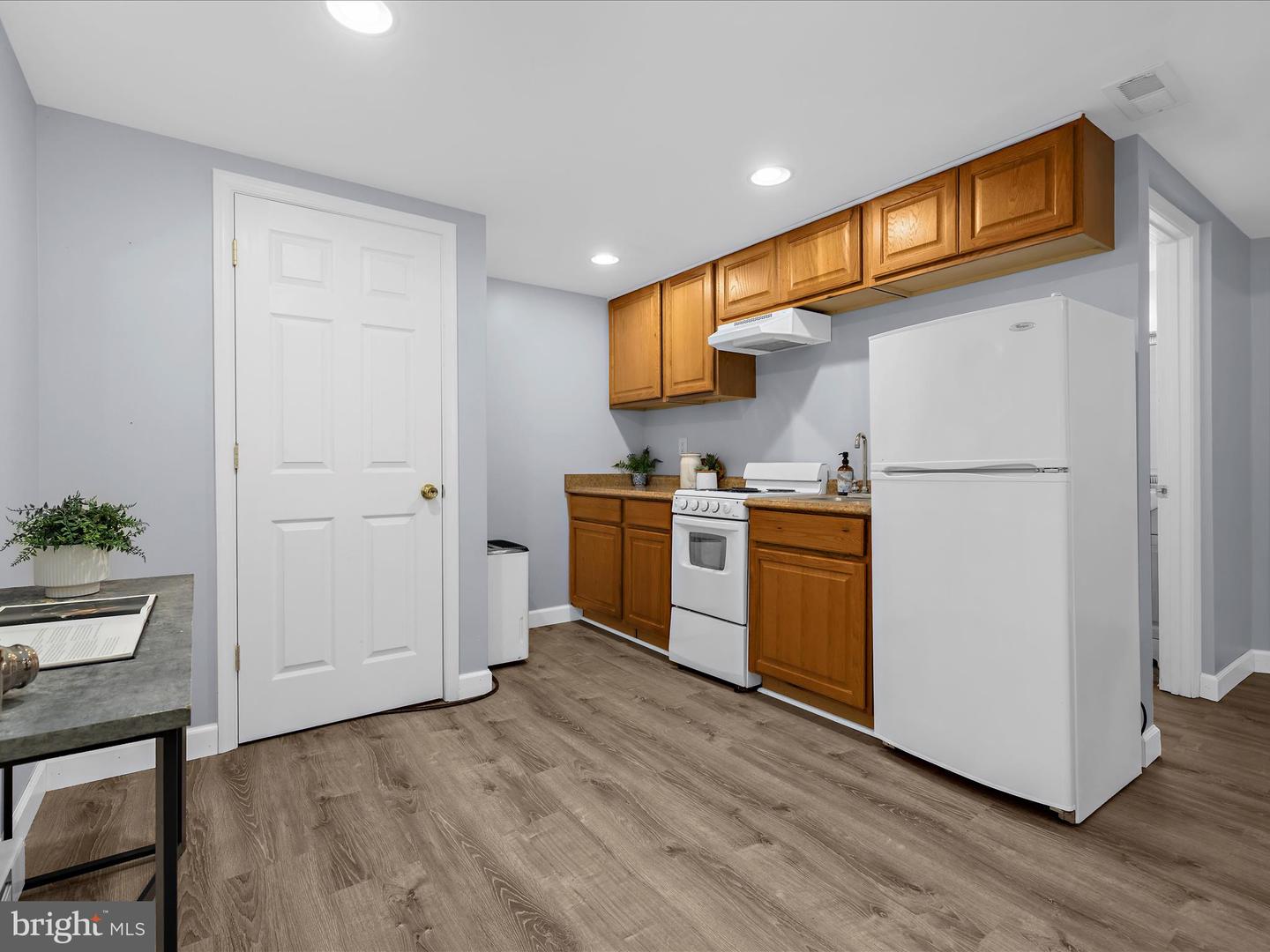 387 Hall Rd