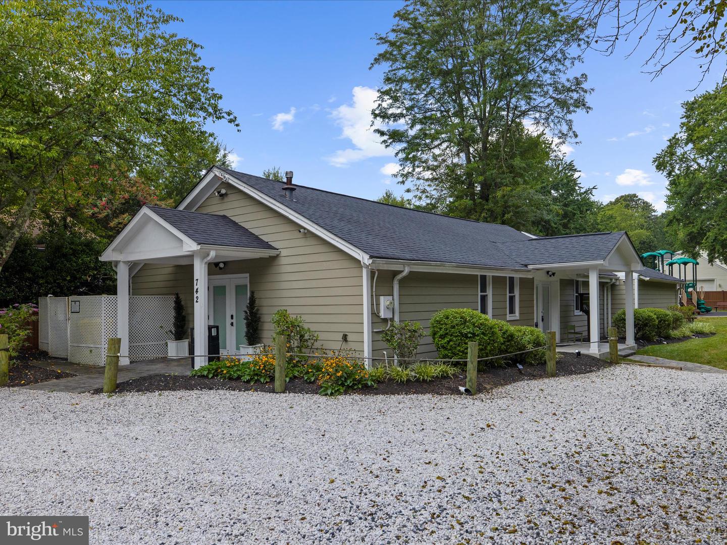 770 Dividing Rd