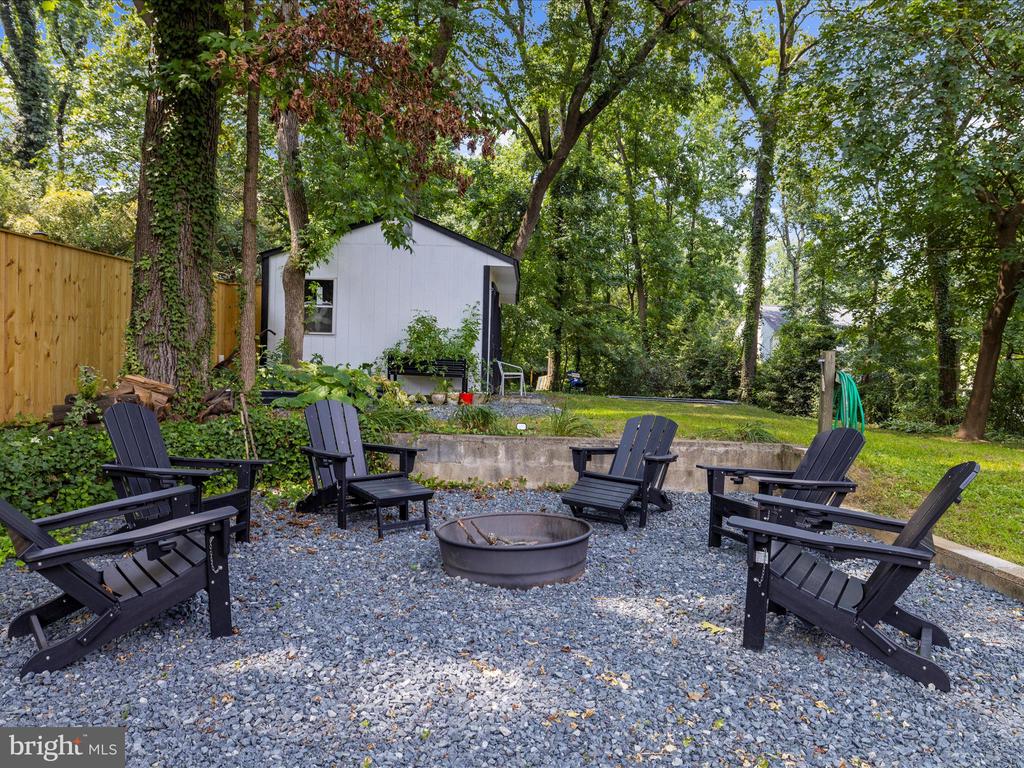 770 Dividing Rd