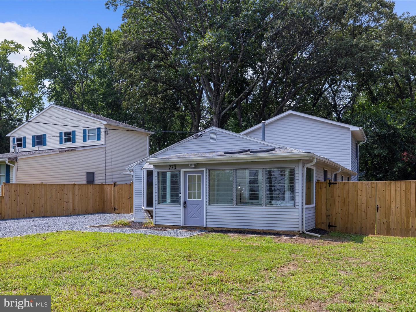 770 Dividing Rd