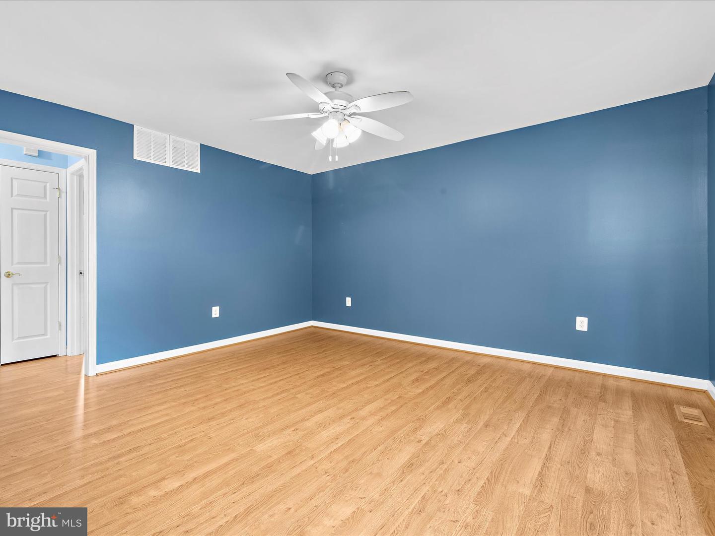 89 Creekview Ct