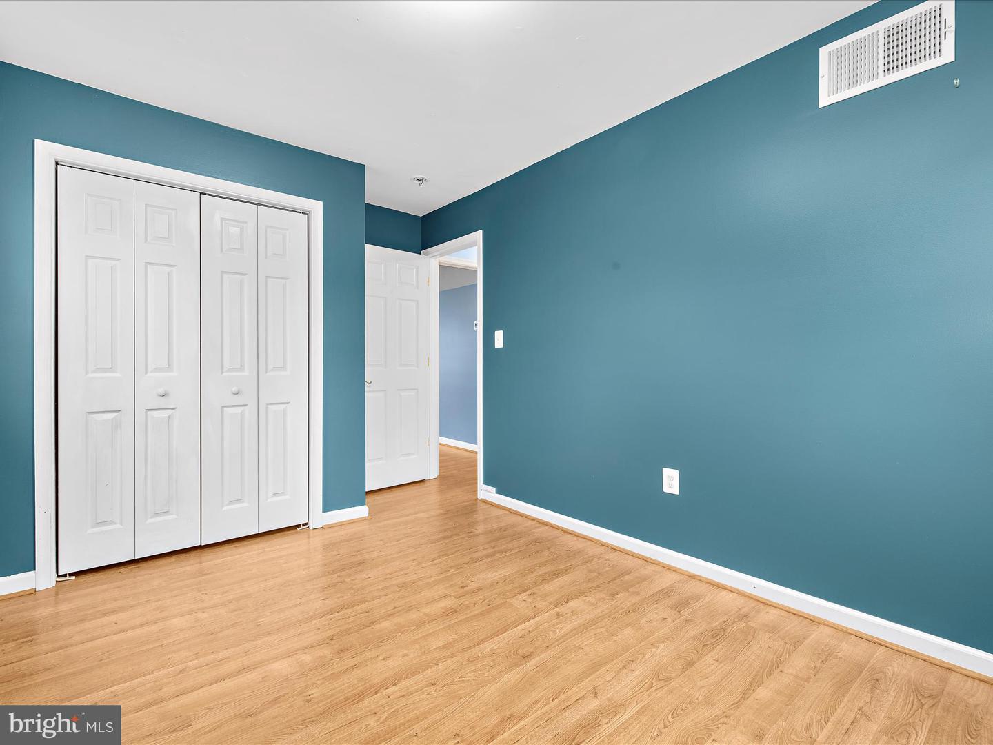 89 Creekview Ct