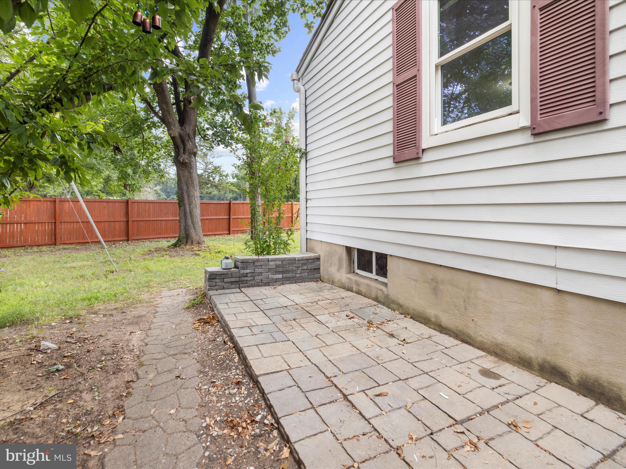 89 Creekview Ct