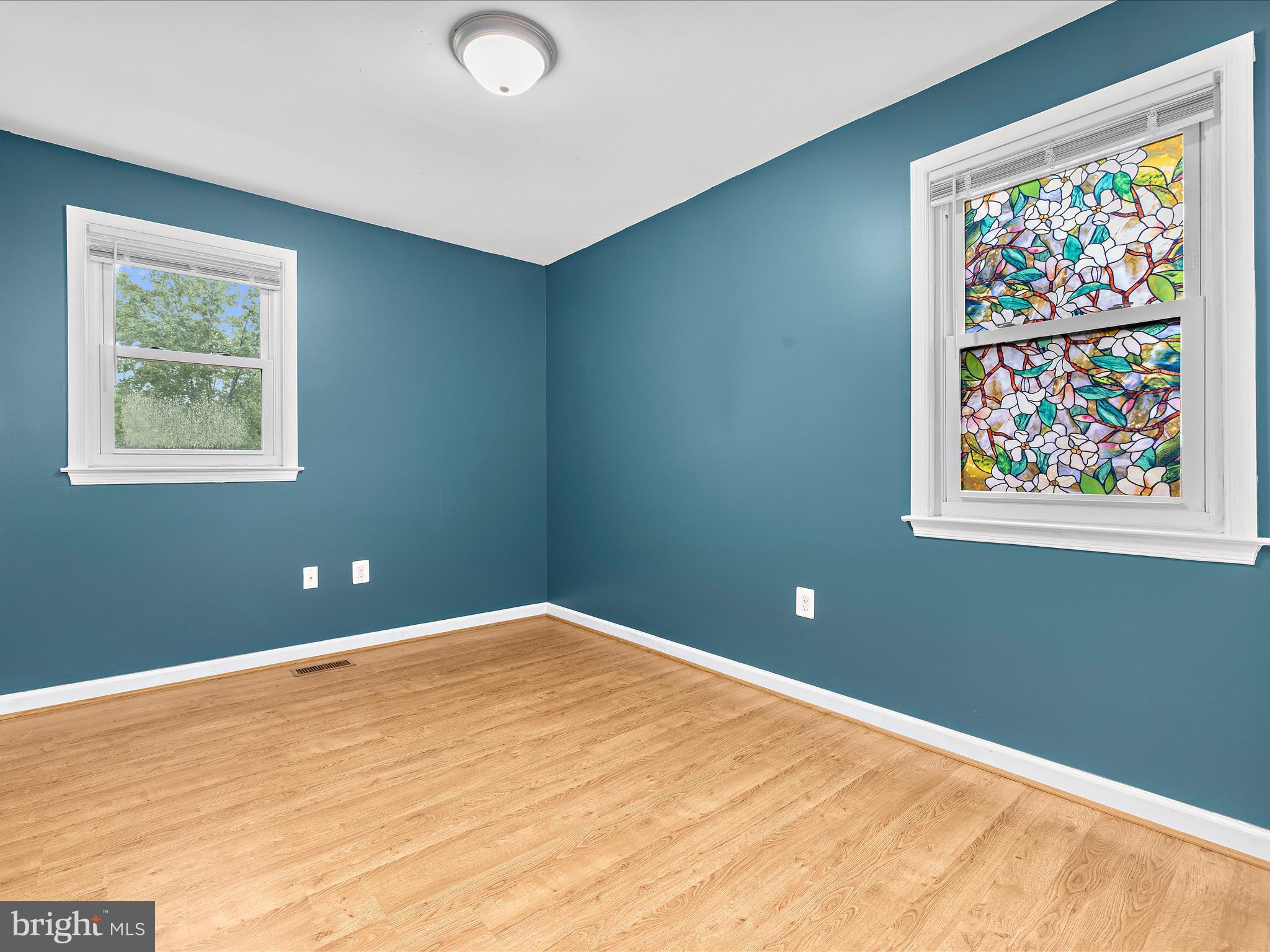 89 Creekview Ct