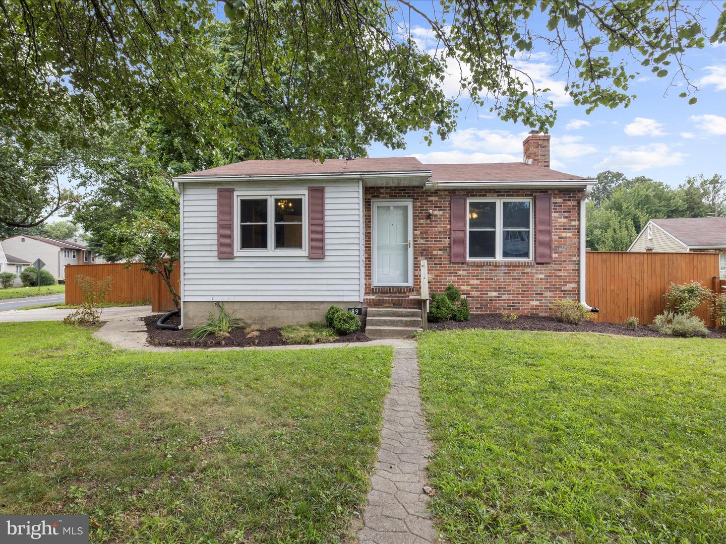 89 Creekview Ct