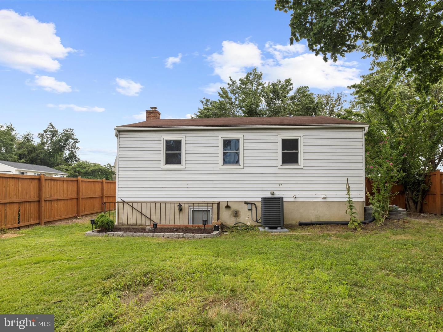 89 Creekview Ct
