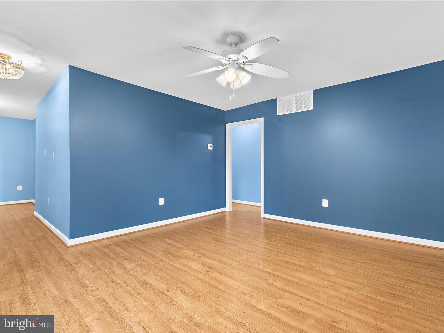 89 Creekview Ct