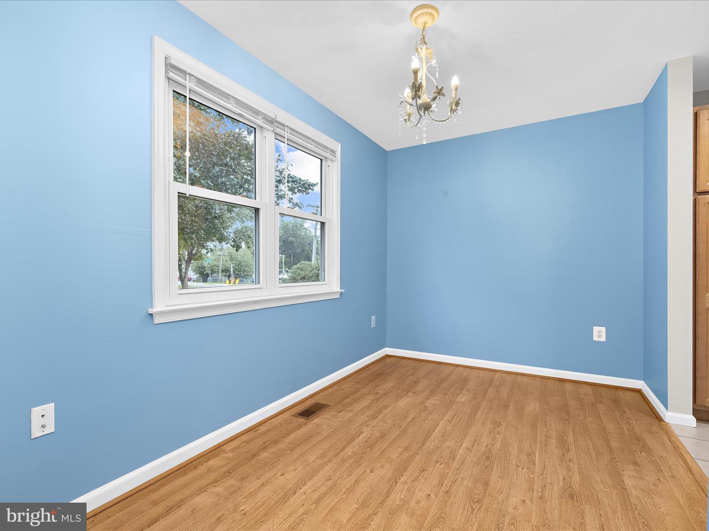 89 Creekview Ct
