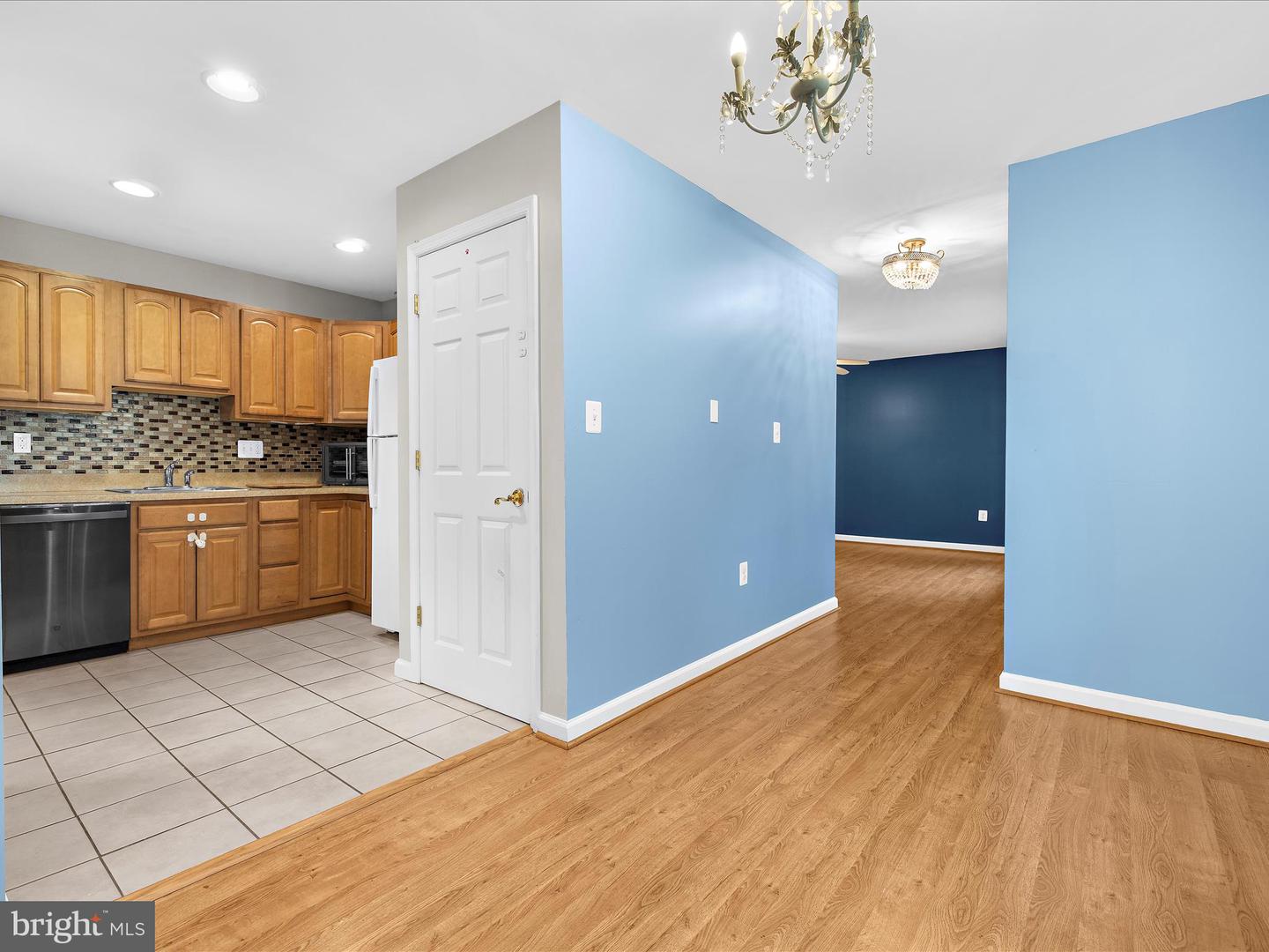 89 Creekview Ct