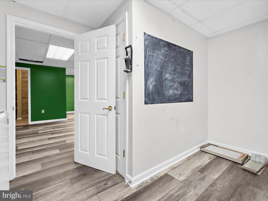 89 Creekview Ct