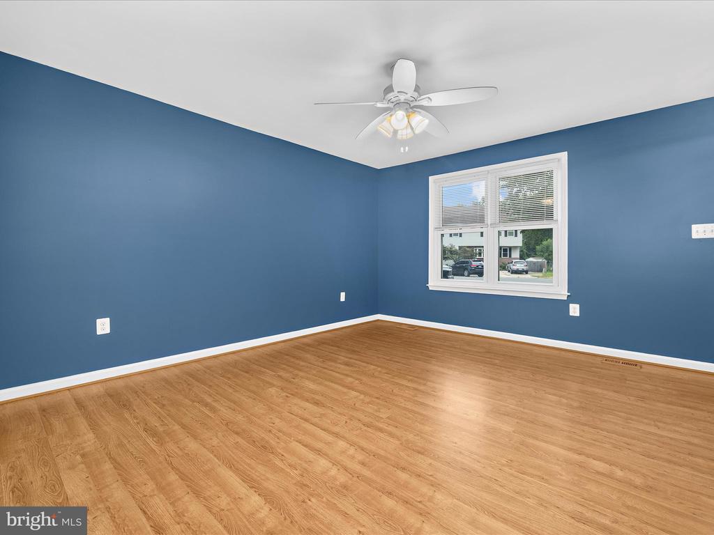 89 Creekview Ct