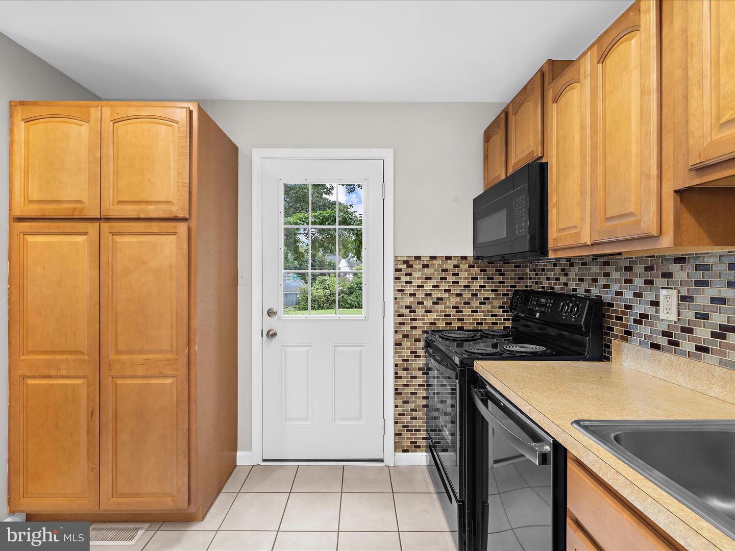 89 Creekview Ct