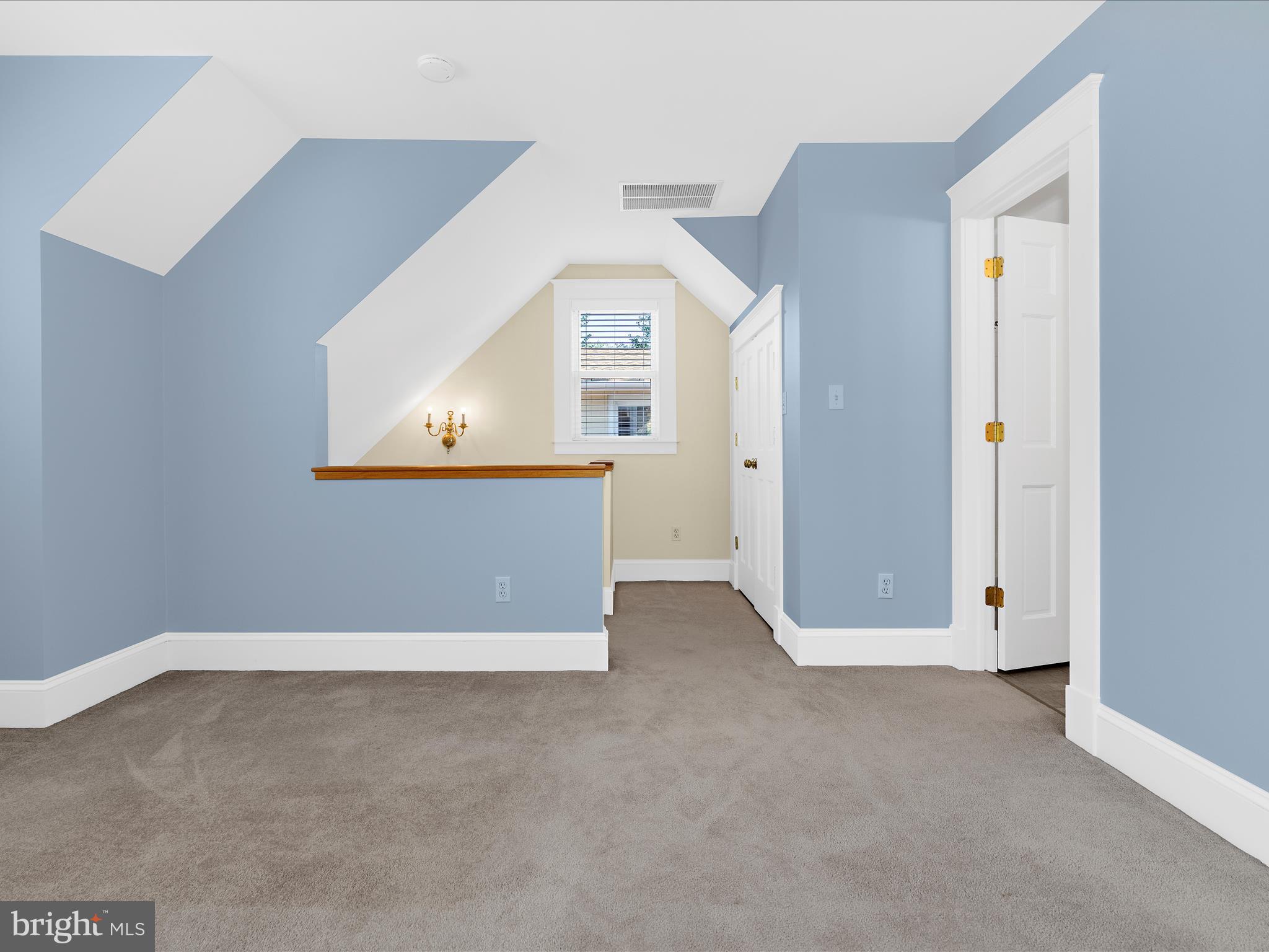 1115 TYLER AVENUE