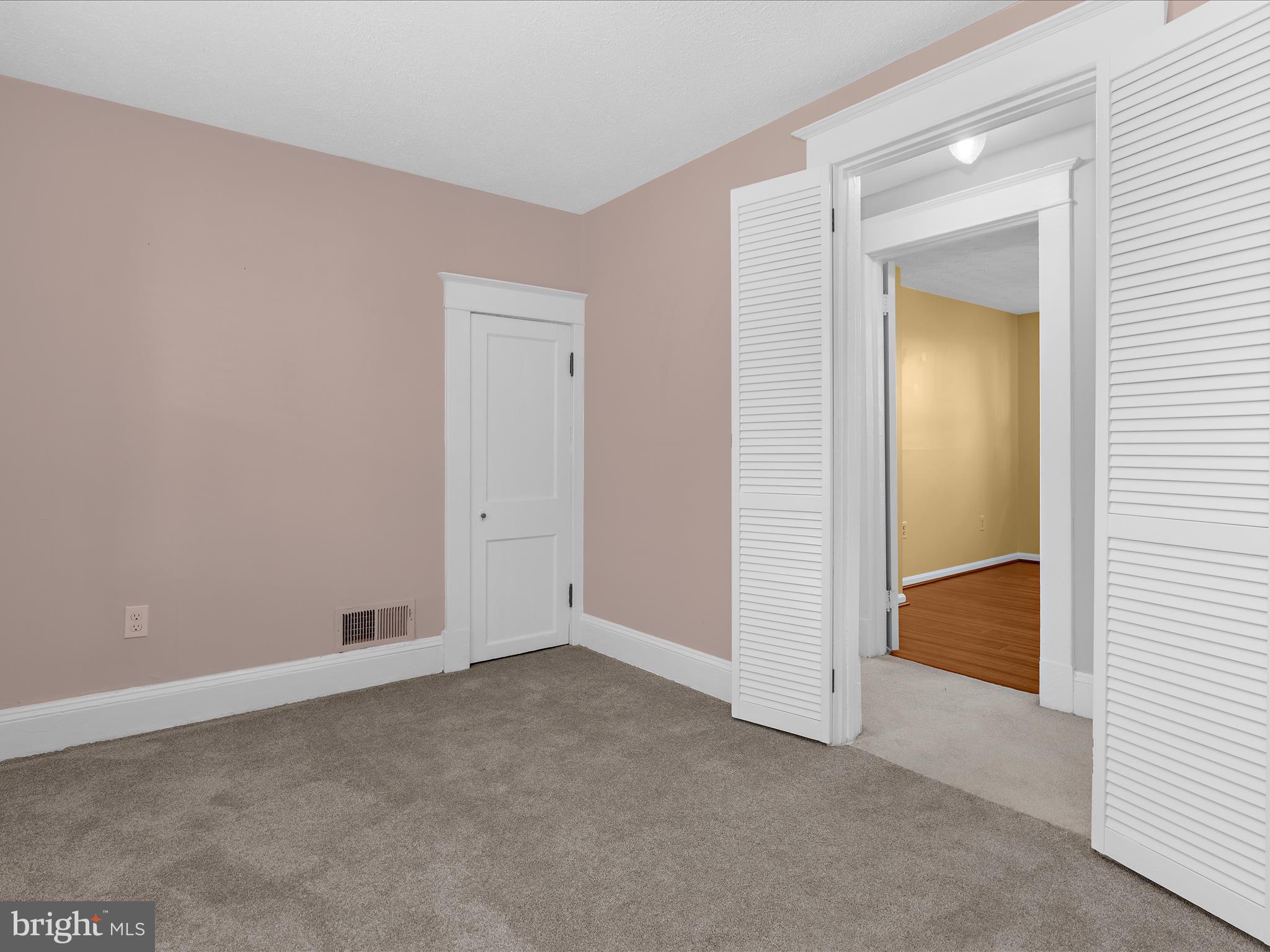 1115 TYLER AVENUE