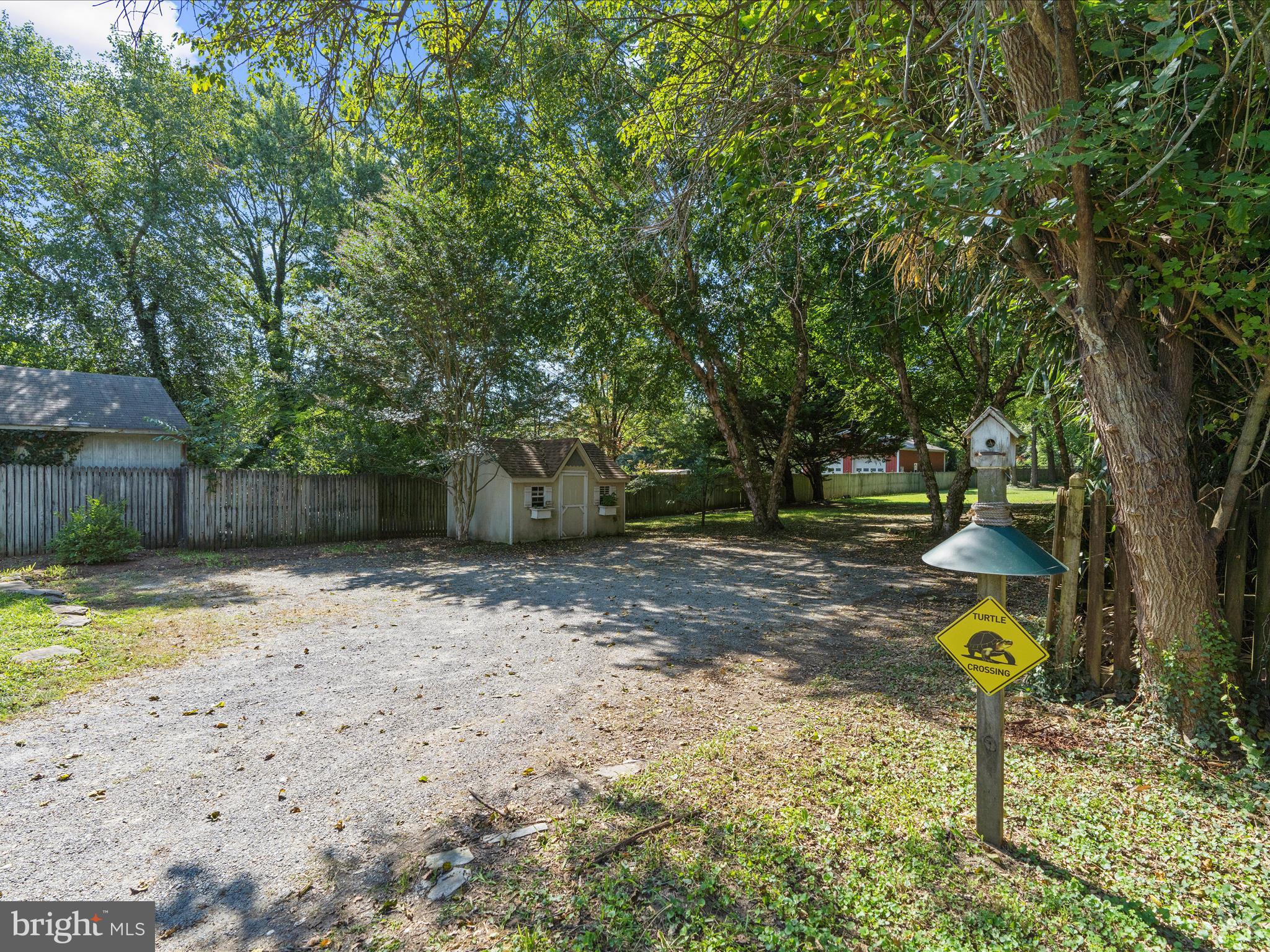 1115 TYLER AVENUE