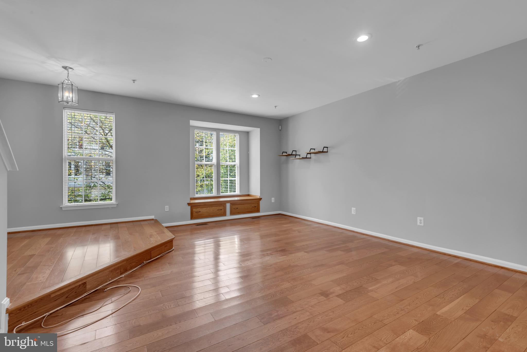 8195 POINSETT TERRACE