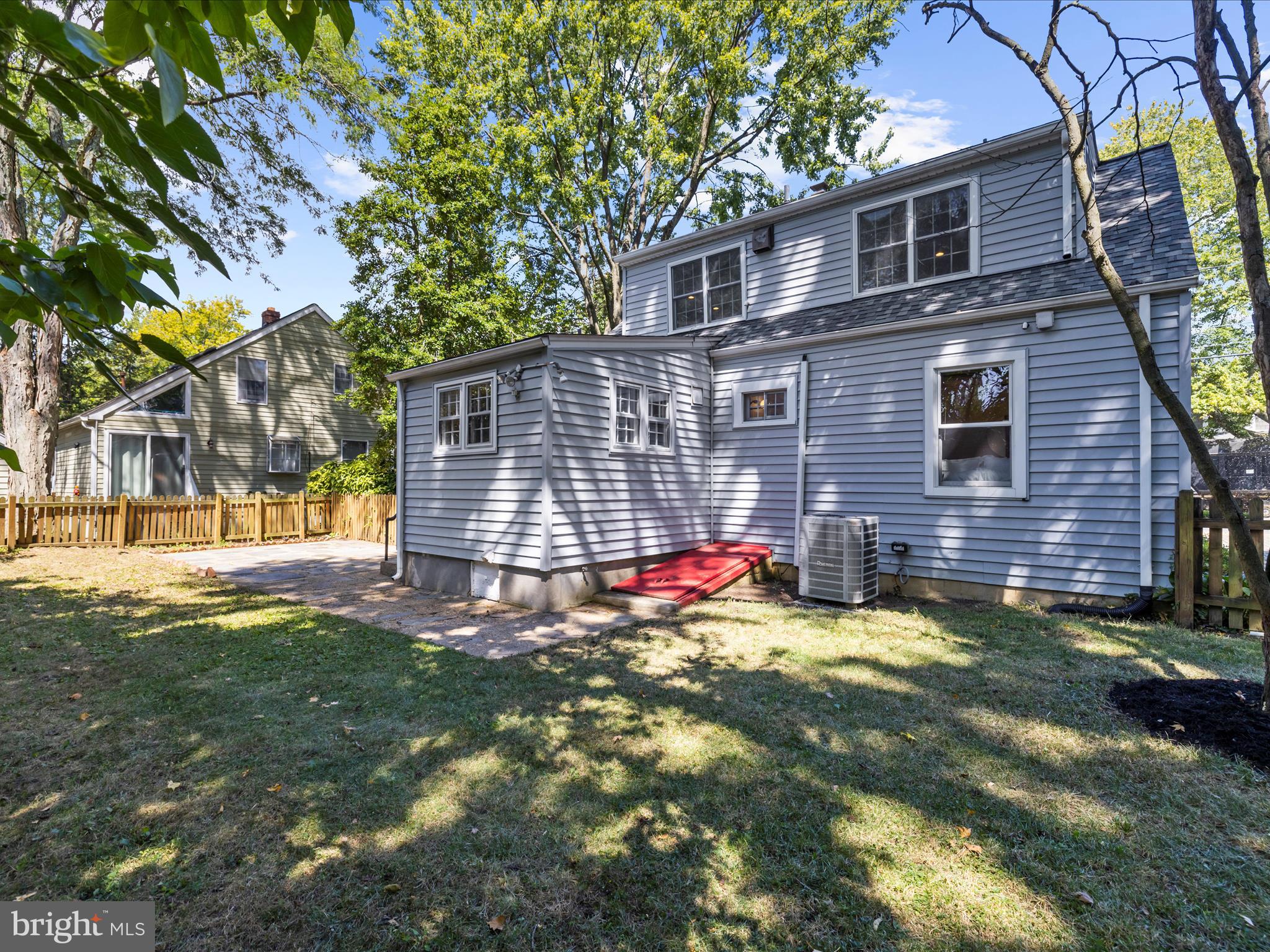1109 VAN BUREN STREET