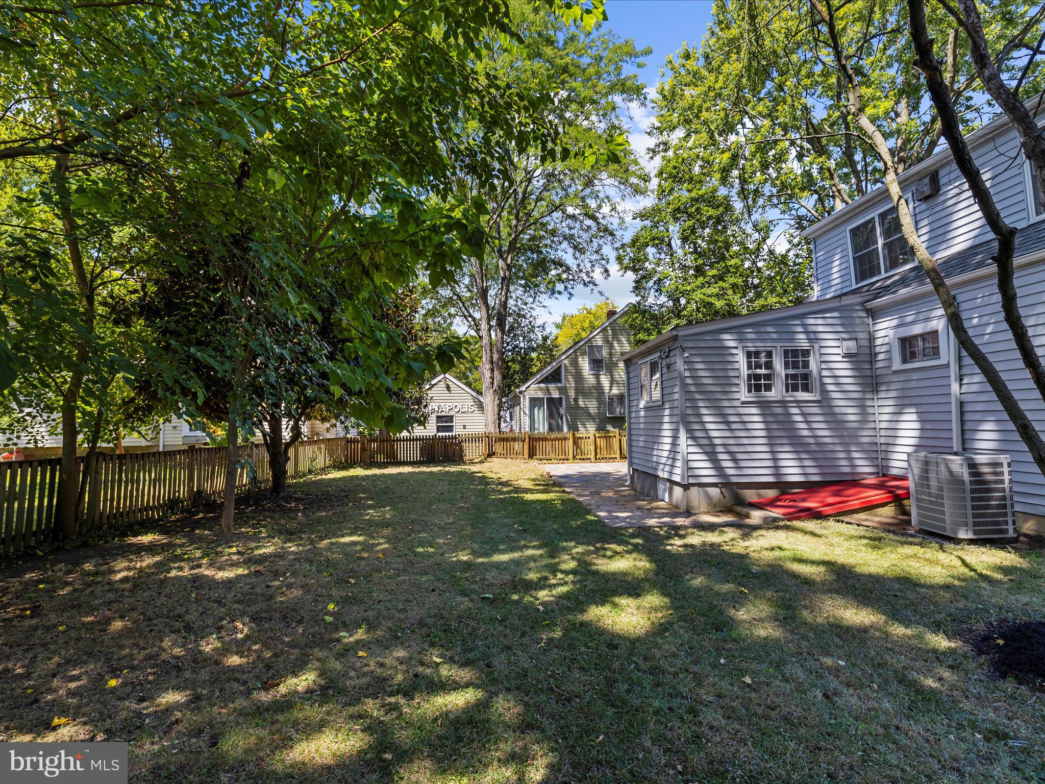1109 VAN BUREN STREET