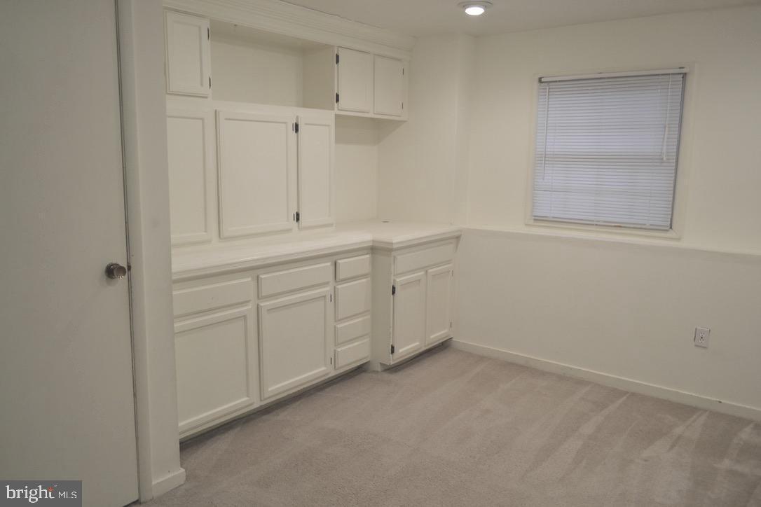 212 NEWPORT DRIVE