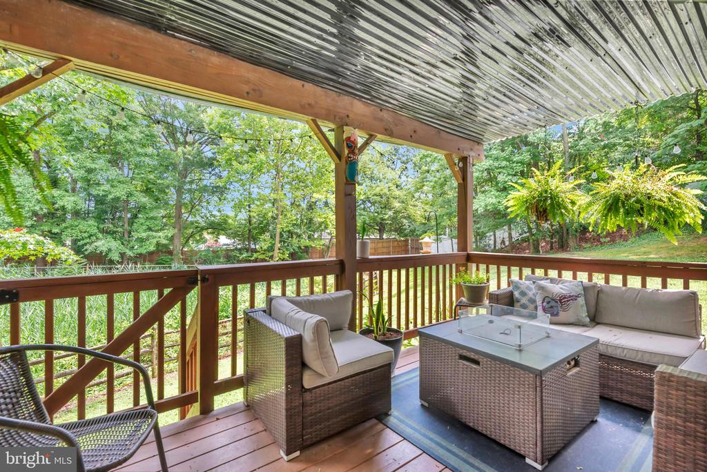 161 QUIET WATERS PLACE