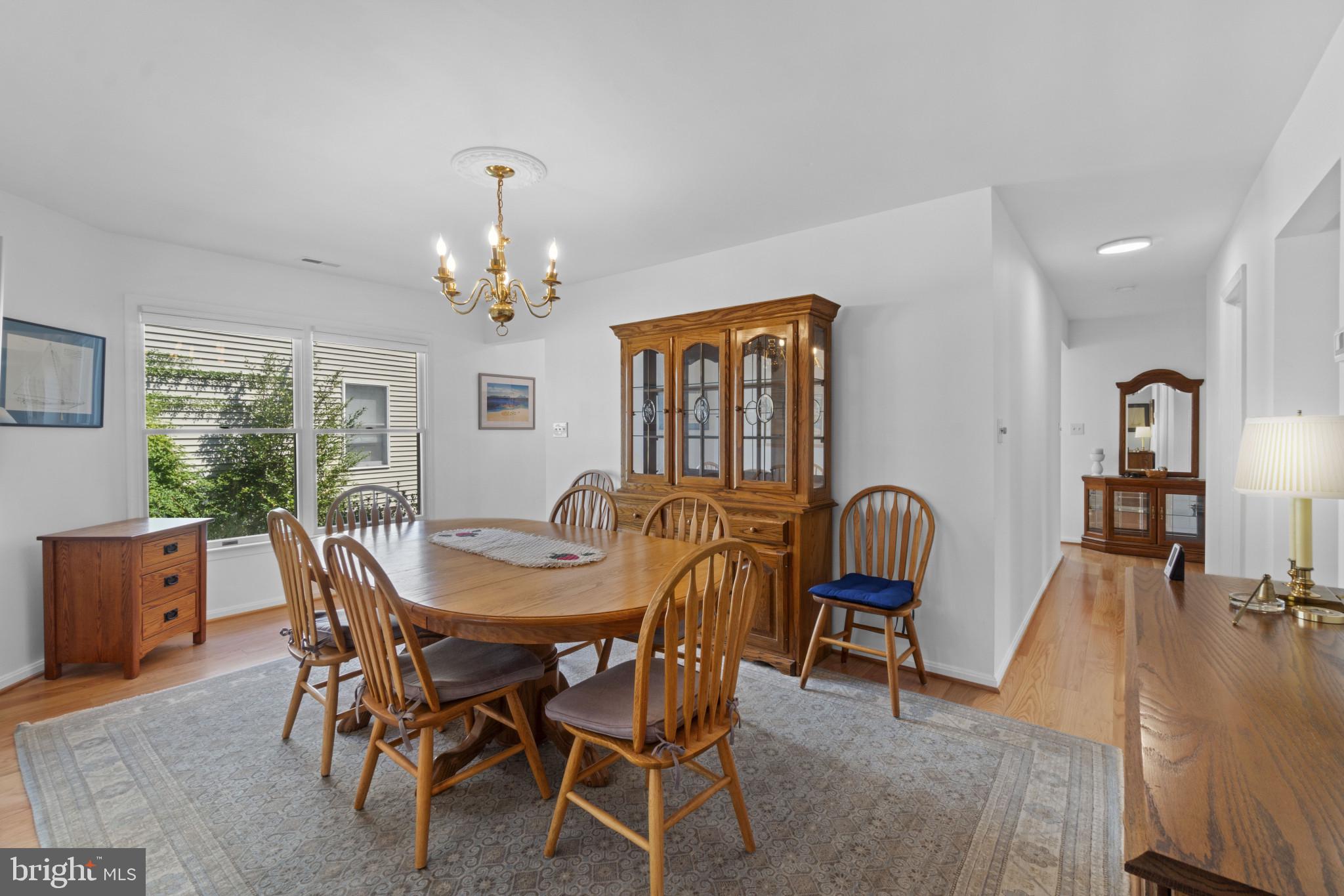 709 SYDNEY TERRACE