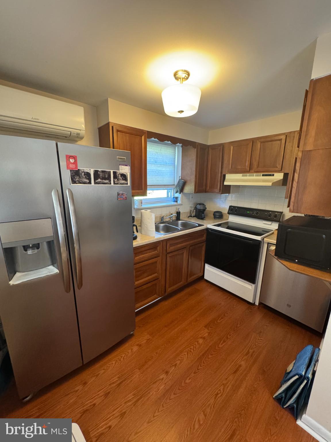 871 HIGHLAND AVENUE UNIT B