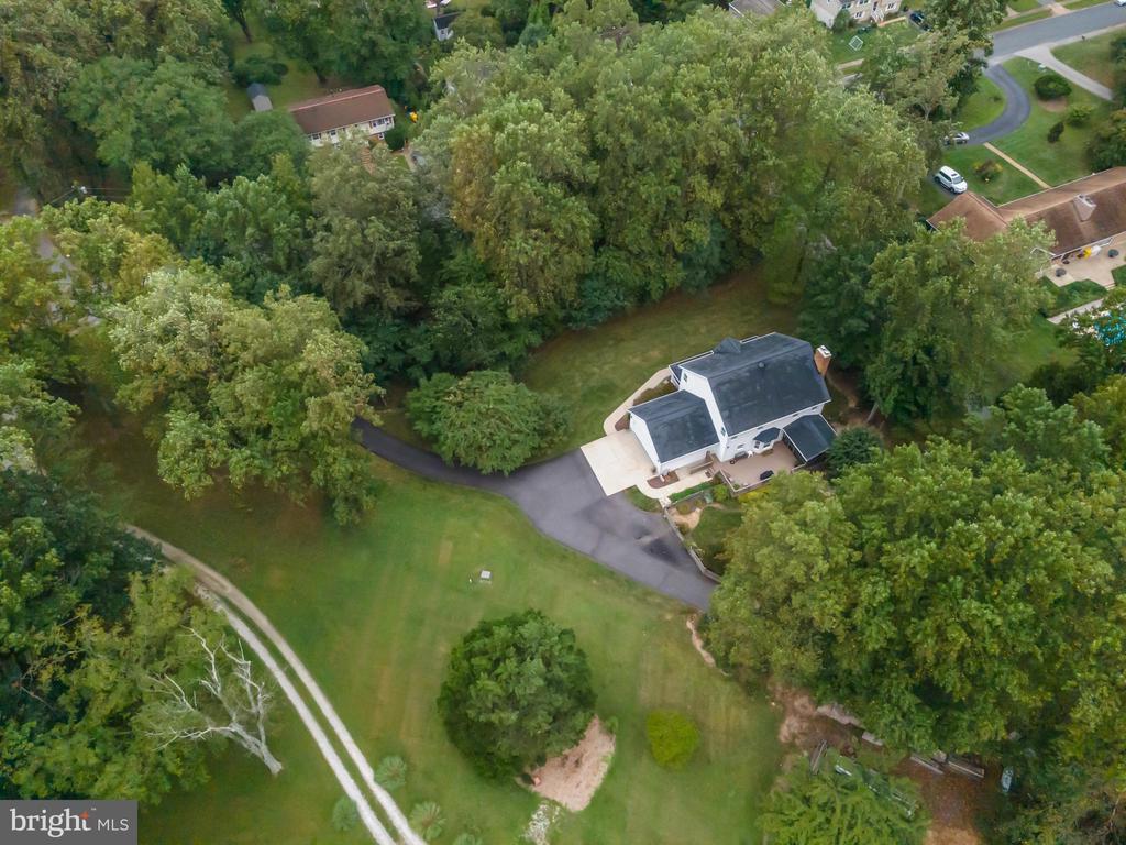 1433 GILBERT ROAD