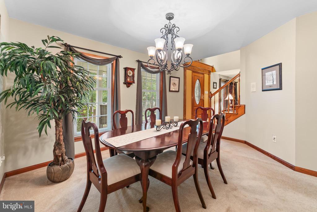 1433 GILBERT ROAD