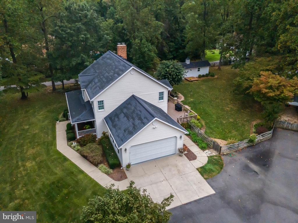 1433 GILBERT ROAD