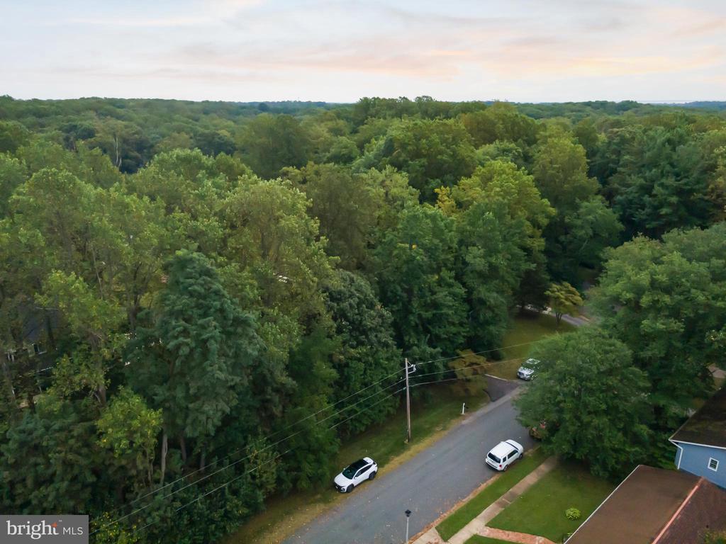 1433 GILBERT ROAD