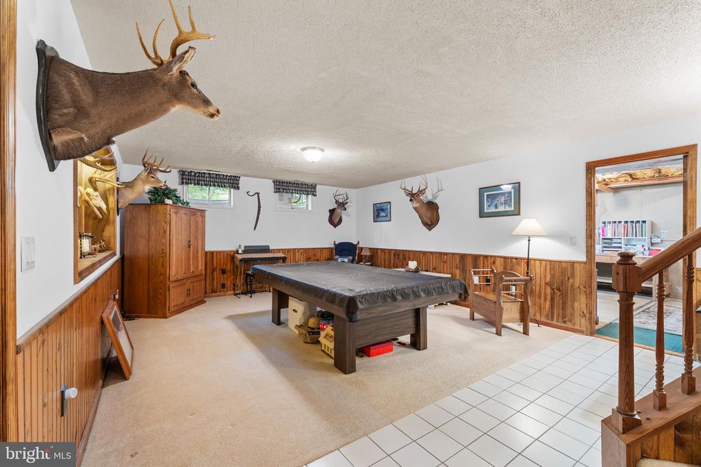 1433 GILBERT ROAD