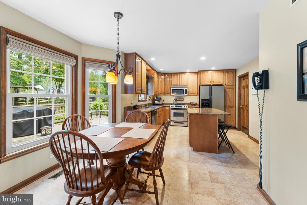 1433 GILBERT ROAD