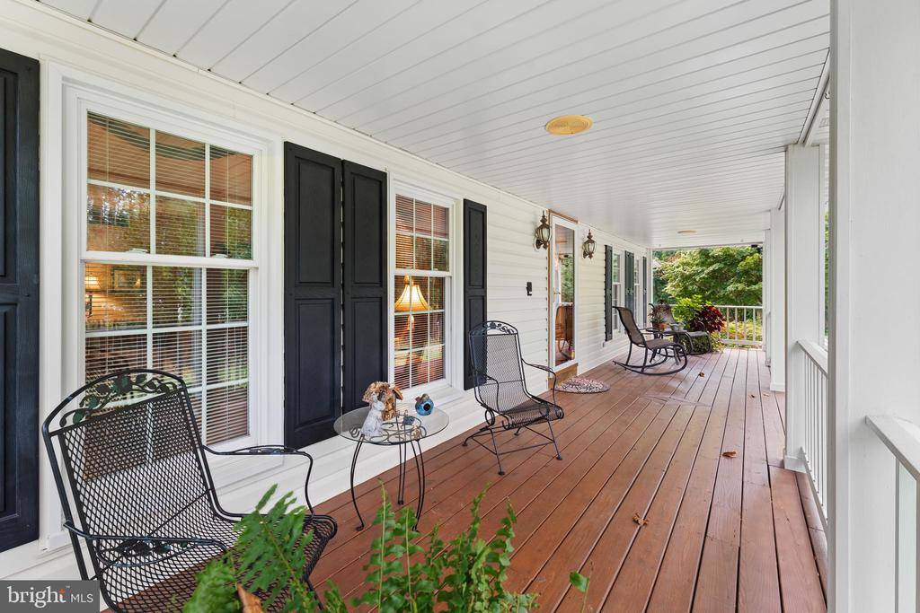 1433 GILBERT ROAD