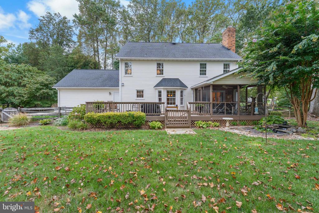 1433 GILBERT ROAD