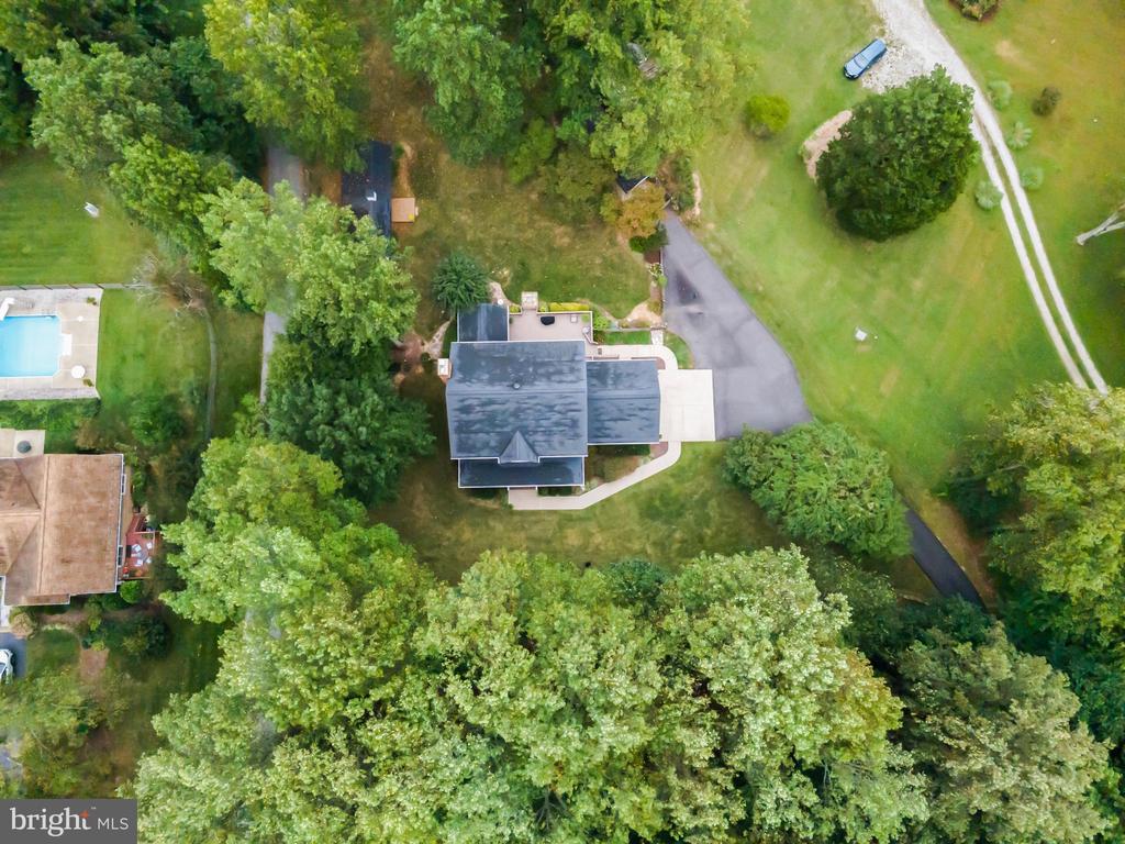 1433 GILBERT ROAD